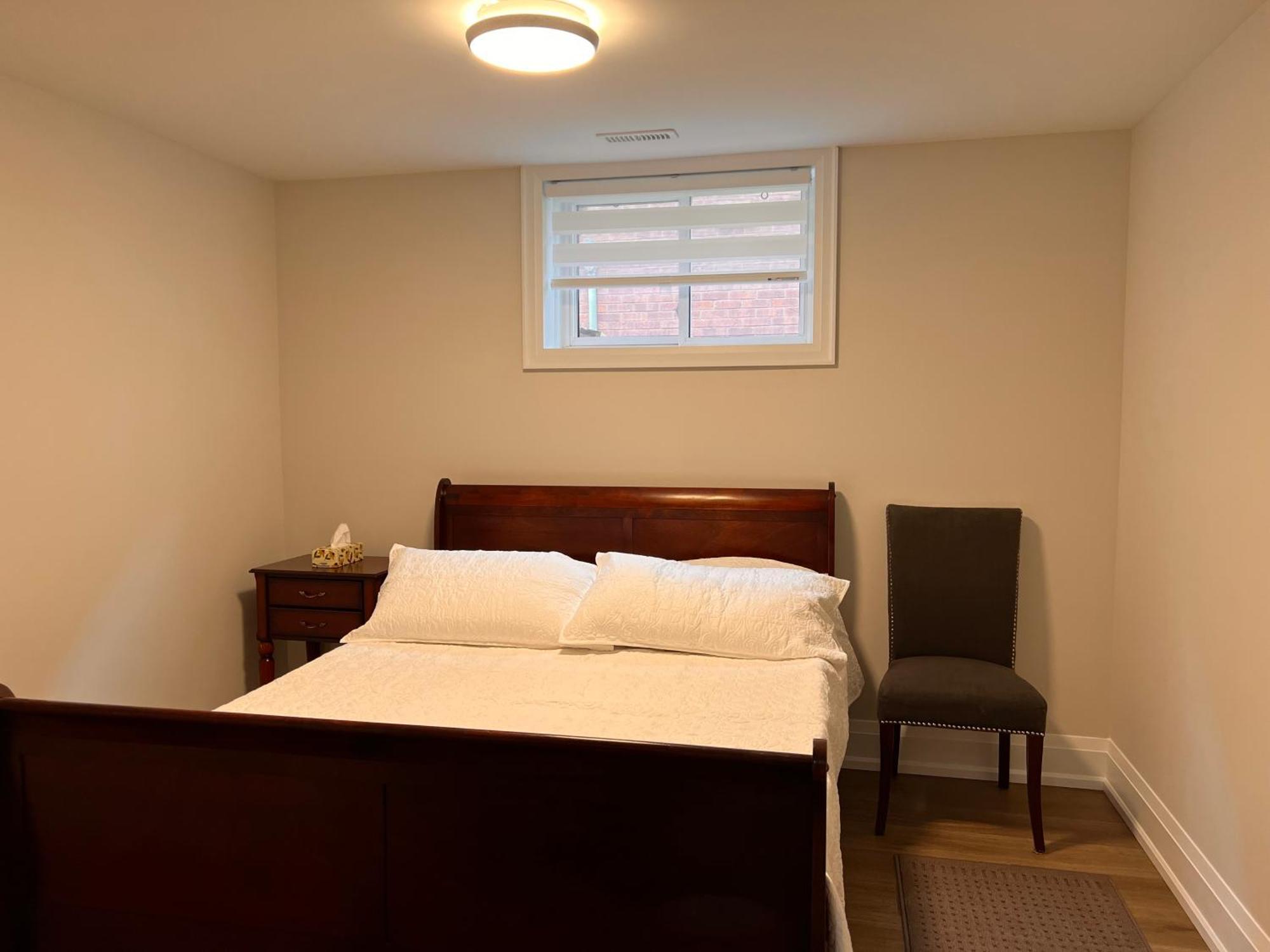 2 Bedroom 1 Parking Basement Unit Richmond Hill Eksteriør billede